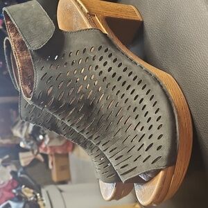 Dansko Danae Womens Size 38 (8) Sandals Slingback Black Leather Open Toe